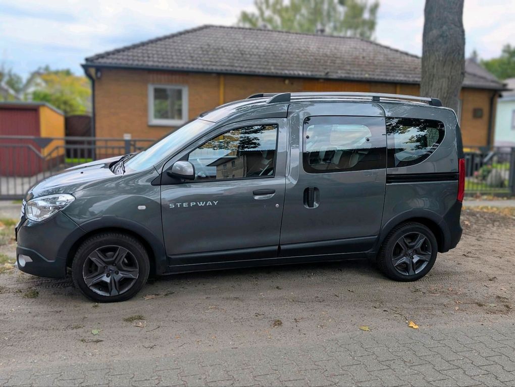 Image of Dacia Dokker