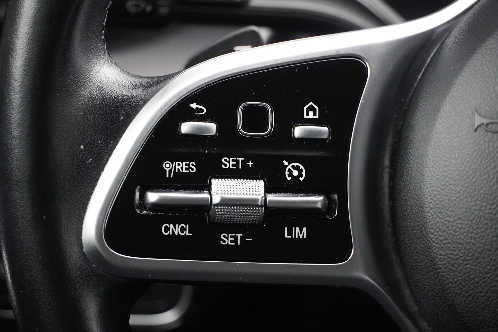 Mercedes-Benz A-Class A180 Progressive LED Navi DAB Sitzheizung, миниатюра 15