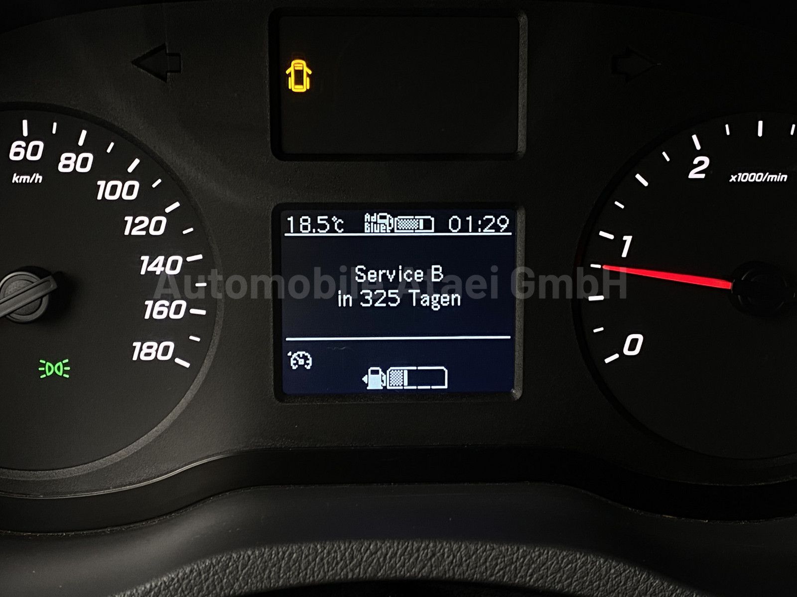 Fahrzeugabbildung Mercedes-Benz Sprinter 317 *MIXTO MAXI* 6-SITZE (9542)