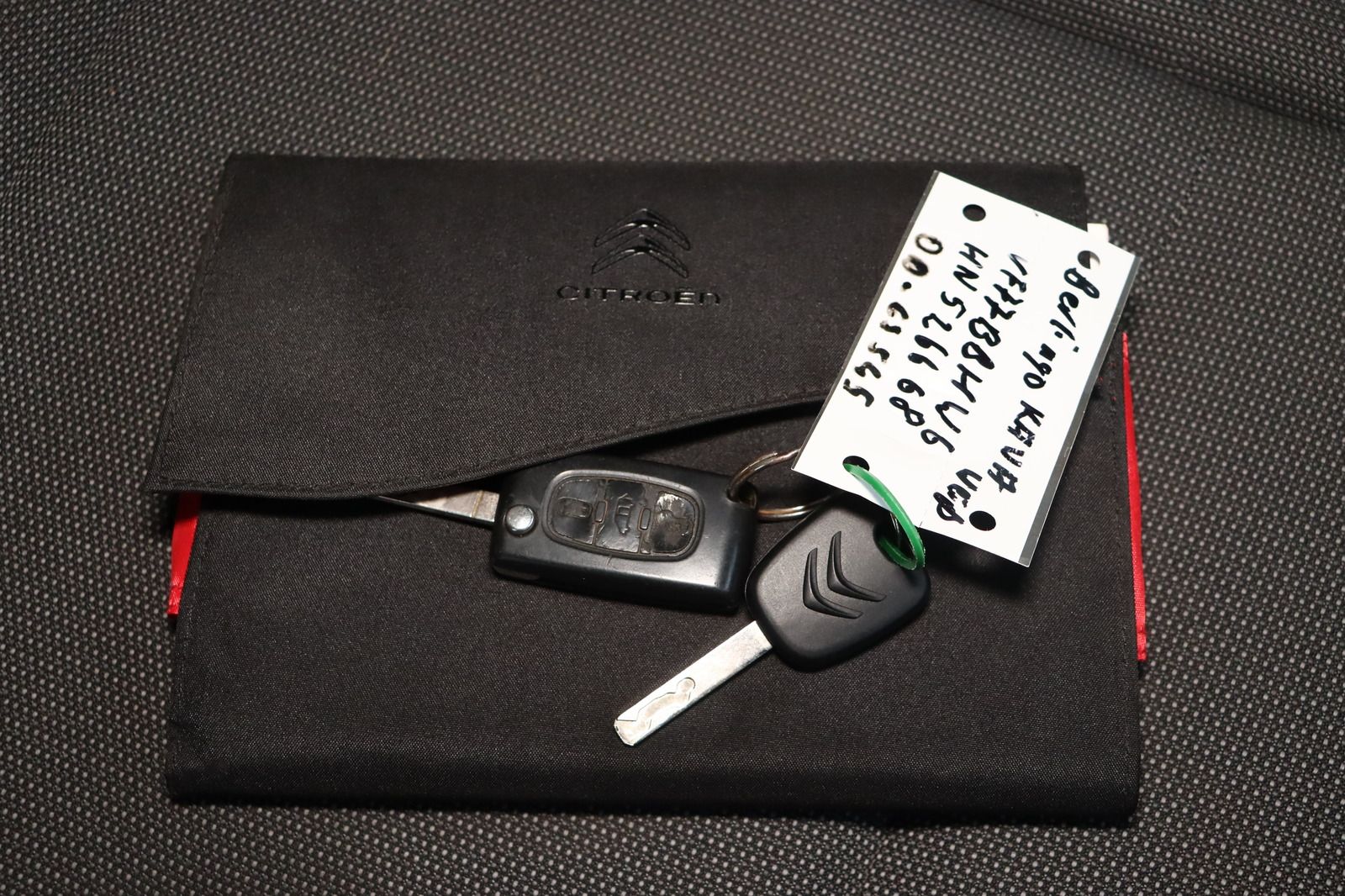 Fahrzeugabbildung Citroën Berlingo Kasten Business HDI 75