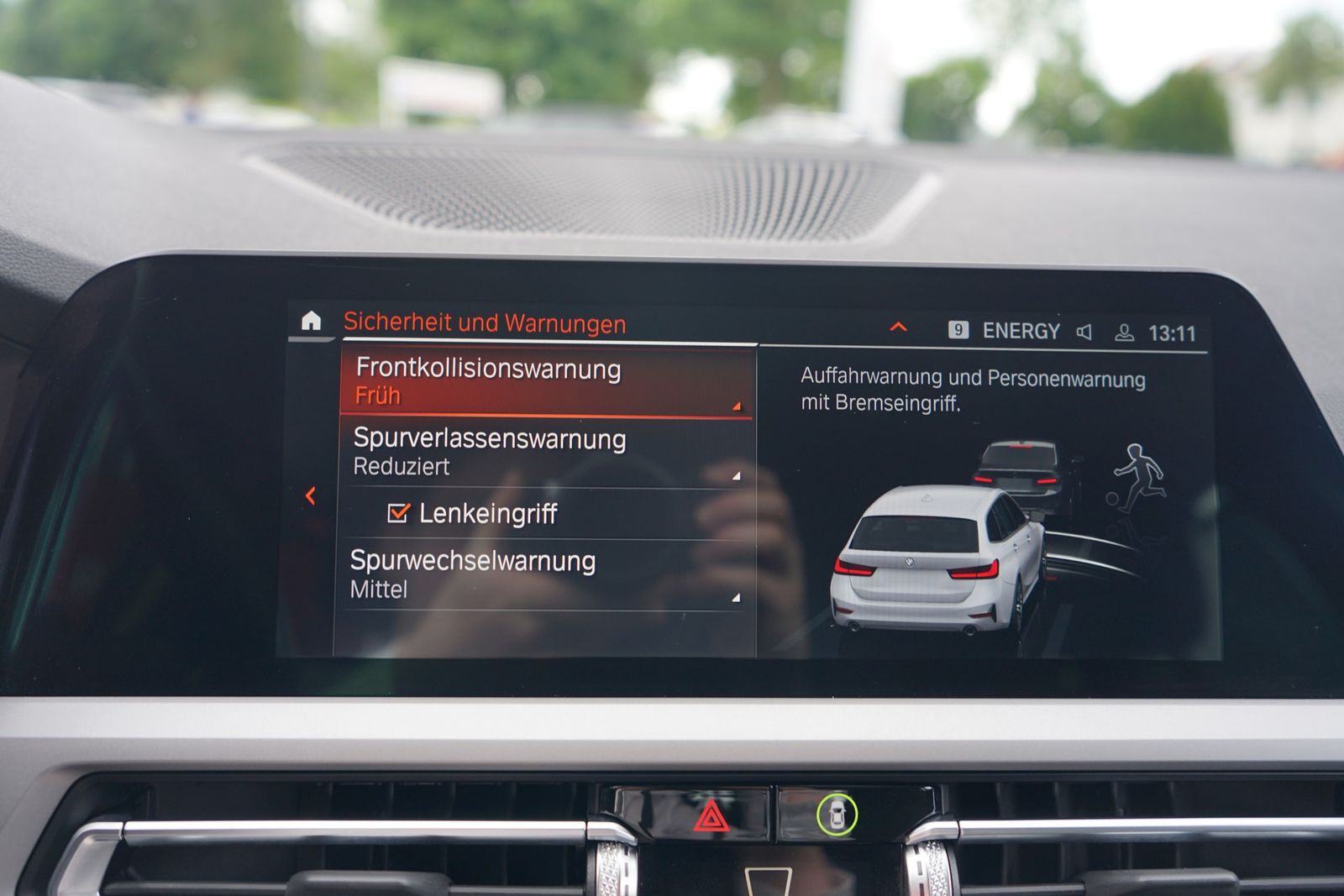 BMW 318i Advantage Aut. LED Navi Totwinkel Keyless foto 17