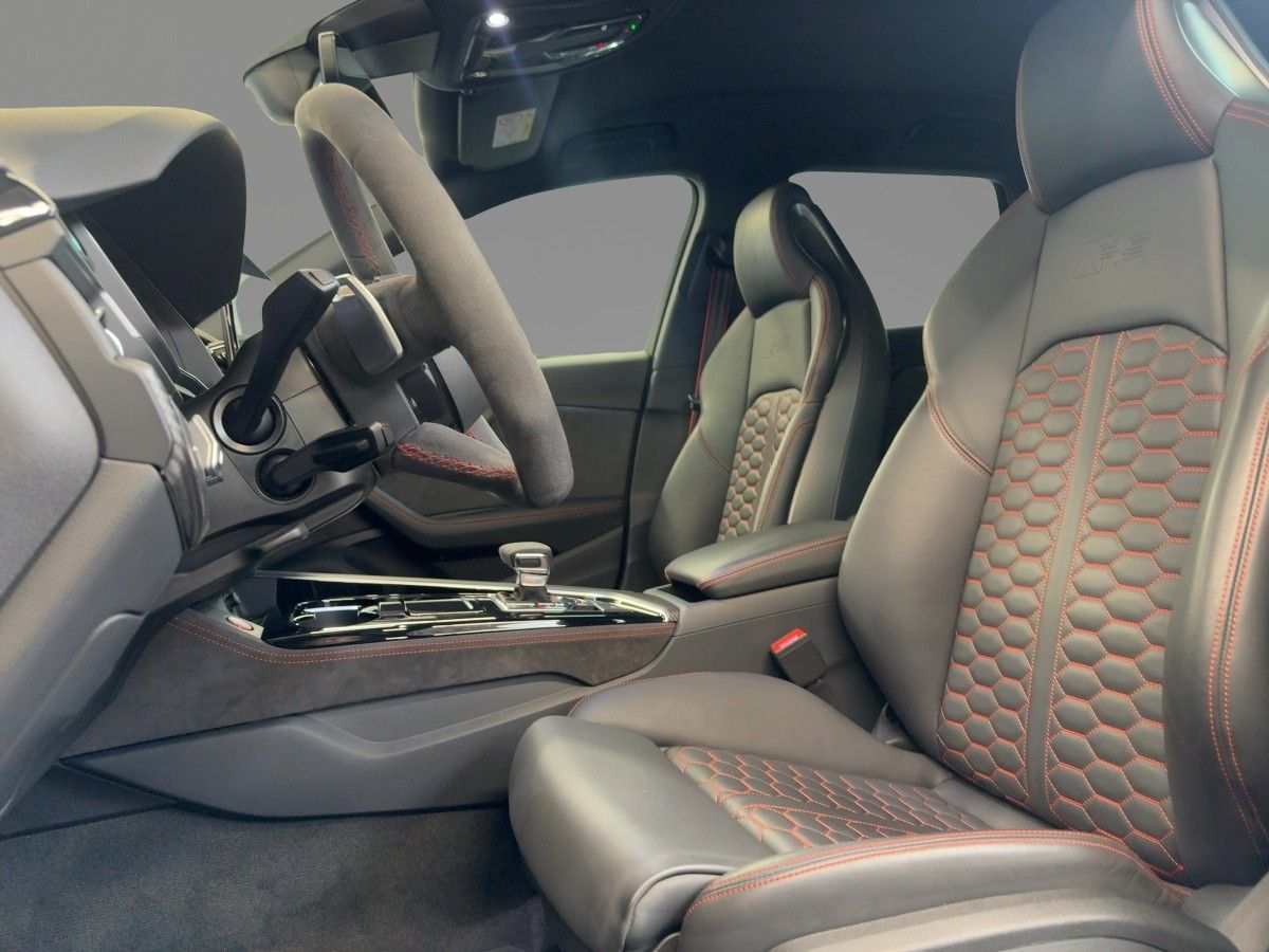 Audi RS4 - Bild 8