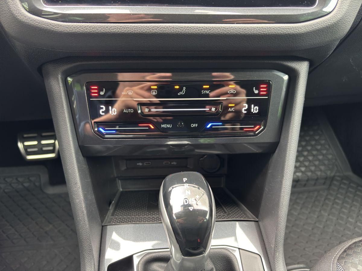 Tiguan United 2.0 TDI DSG AHK ACC PDC NAV LED