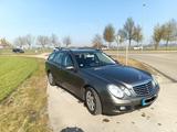 Mercedes-Benz E 220 CDI W 211 Mopf - : Kombi, W211