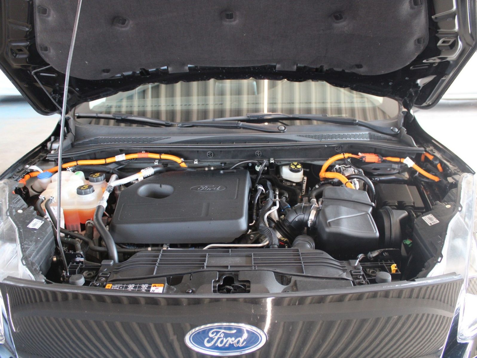 Fahrzeugabbildung Ford Kuga PHEV Titanium Aut. el.Heckklappe WinterPak.