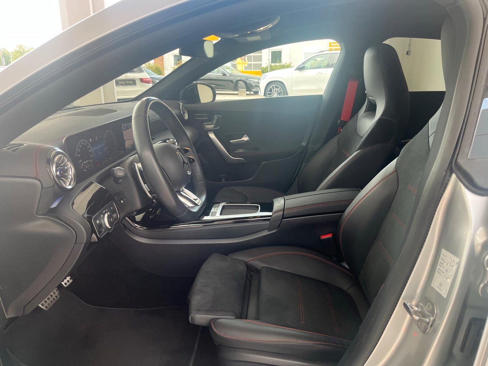 Mercedes-Benz CLA 35 AMG 4M SB Pano.-Dach/Distronic/Kamera/LED