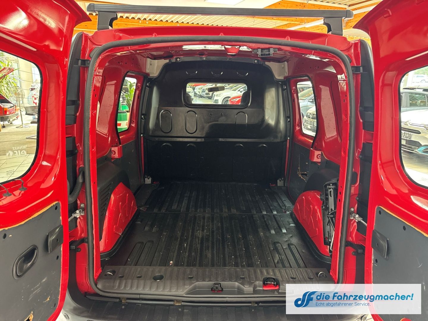 Fahrzeugabbildung Renault Kangoo Rapid Extra Fahrerprofil Tel.-Vorb. PDC B