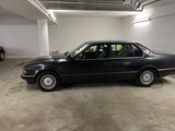 BMW 750iL - BMW 750: 750il
