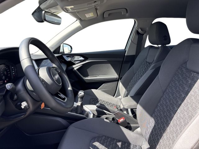A1 Sportback 30 TFSI ADVANCED DCP+PDC+SMARTPHONE