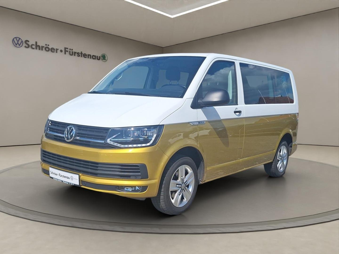 Volkswagen T6 Multivan 2.0 TDI (7-Sitzer/LED/Kamera/AHK/Nav