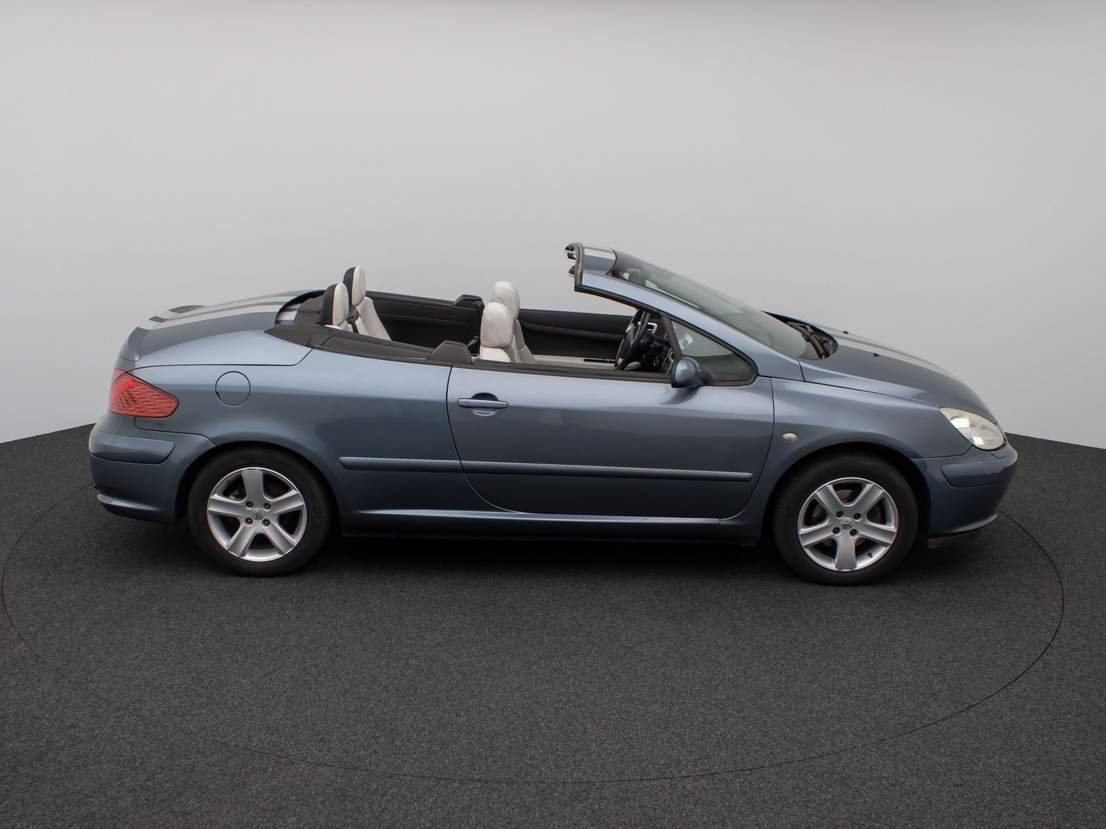 Fahrzeugabbildung Peugeot 307 CC Tendance 135 Sitzhzg PDC Klimaaut. Sport