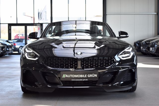 Fahrzeugabbildung BMW Z4 sDRIVE 20i M SPORT APPLE HARMAN KARDON SCHALT