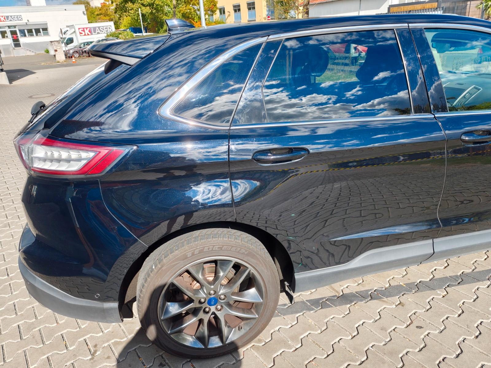 Ford Edge Titanium Bi-Turbo 4x4 Panorama Leder Kamera