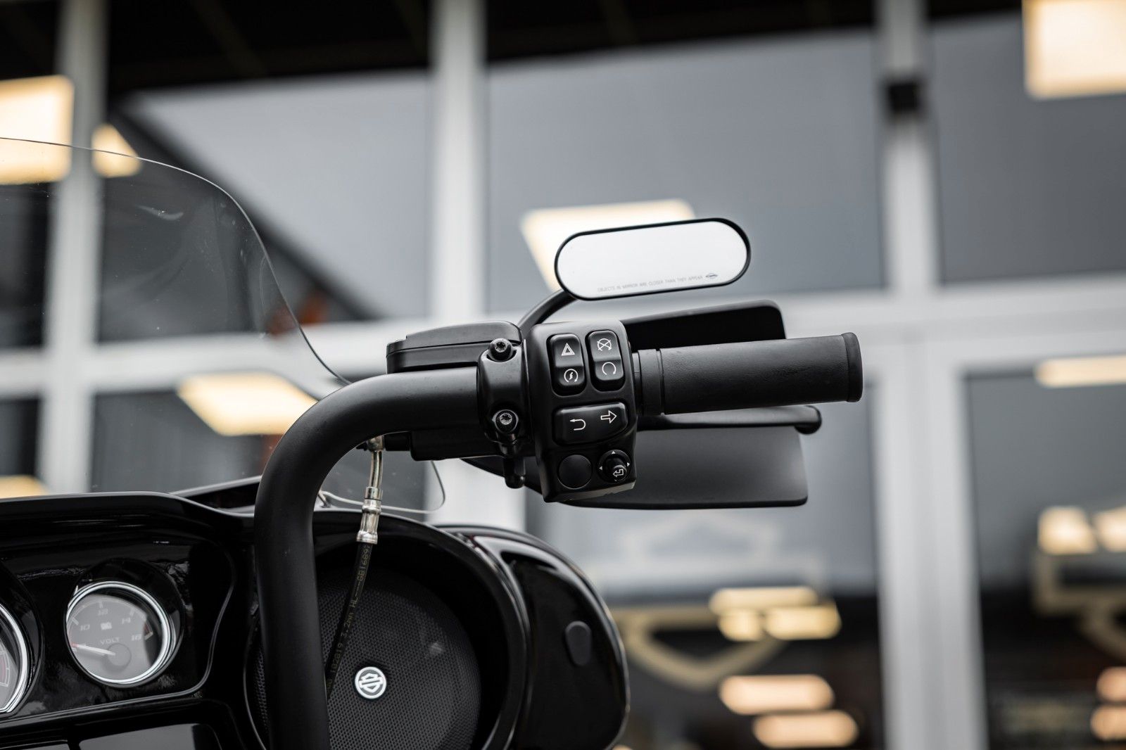 Fahrzeugabbildung Harley-Davidson FLHXS Street Glide 114 cui - Jekill & Hyde -