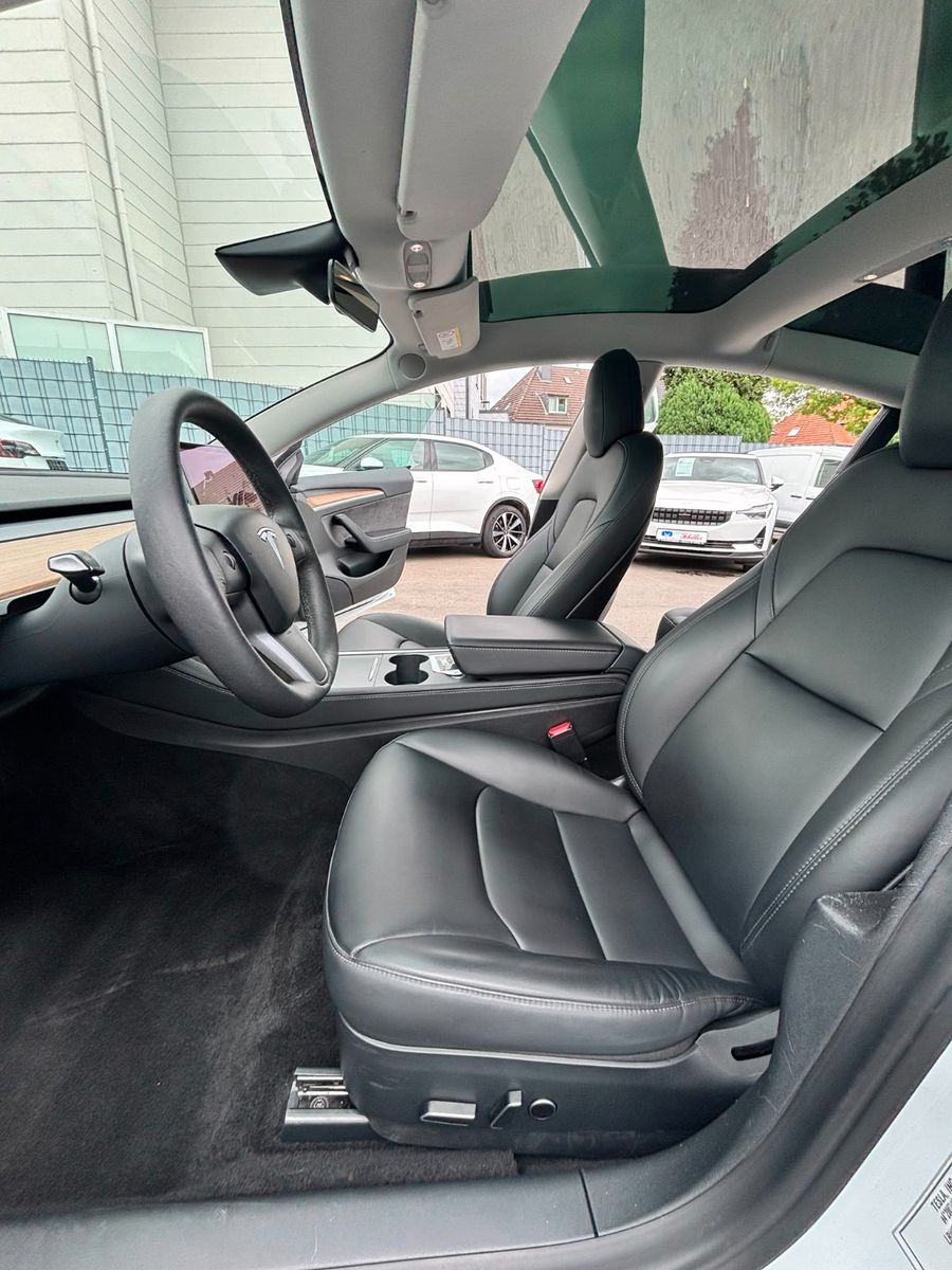 Tesla Model 3 Standard Range Plus RWD foto 11