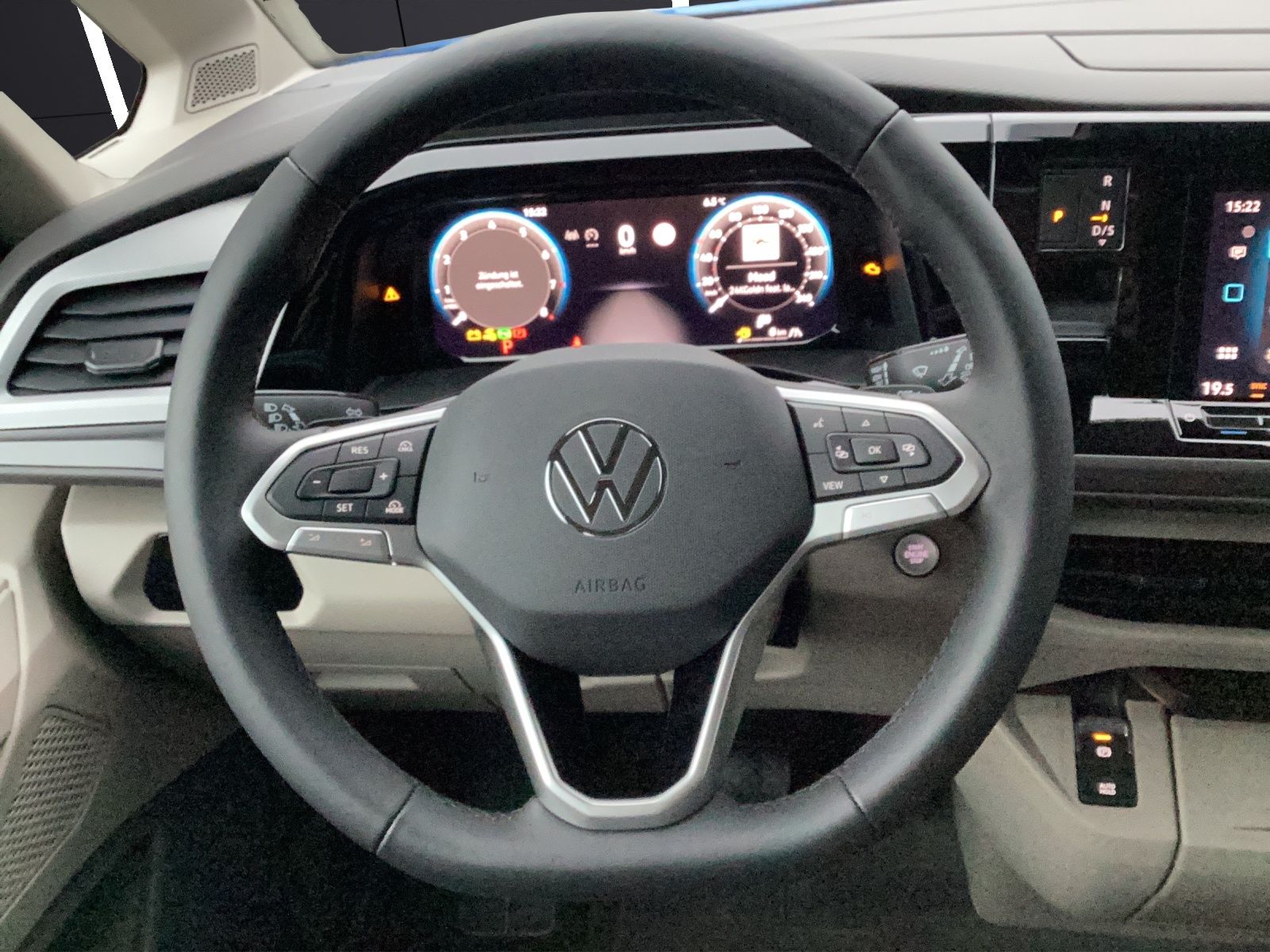 Fahrzeugabbildung Volkswagen T7 California Coast 7-DSG AHK NAVI STANDH. RFK