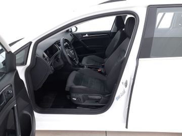 Volkswagen Golf - 9