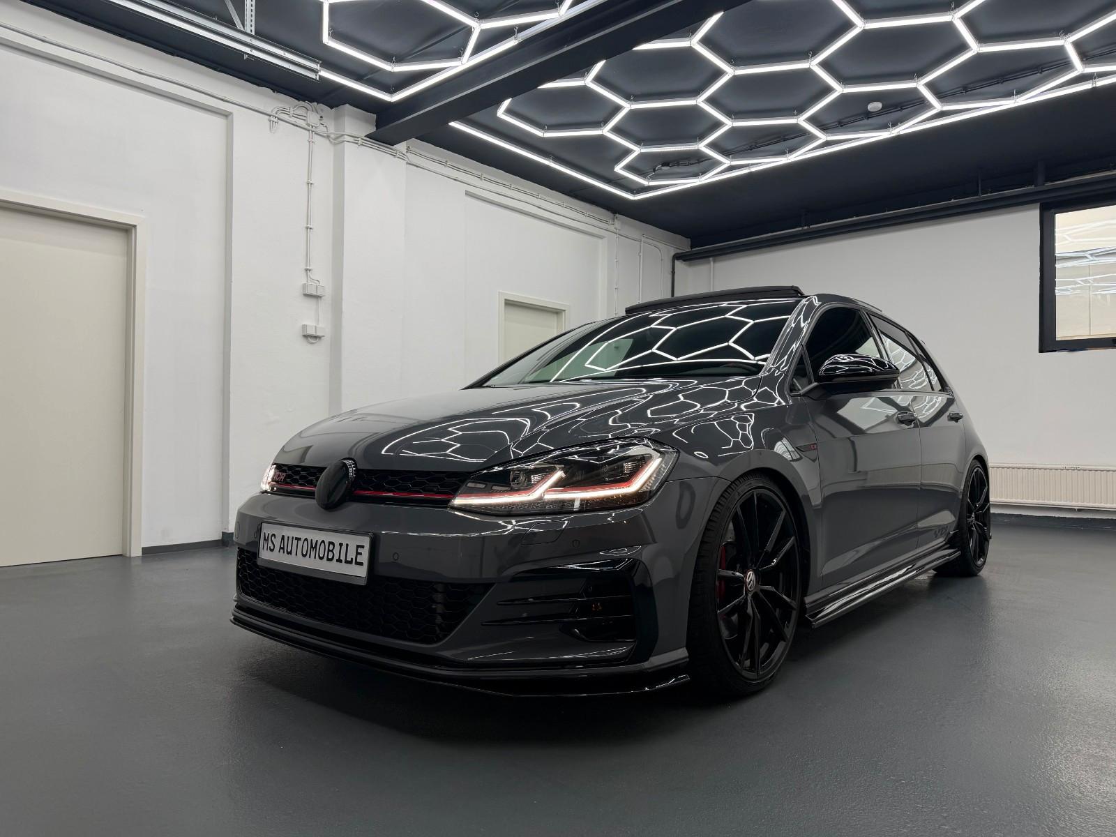 Volkswagen Golf VII Lim. GTI TCR*AKRAPOVIC*PANORAMA*ACC*