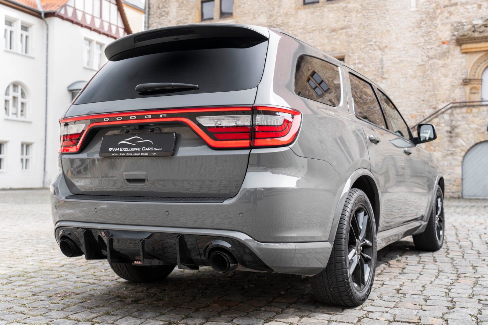 Fahrzeugabbildung Dodge Durango R/T 5,7L AWD SRT Paket LPG ACC LED KAM