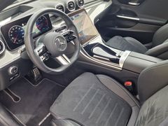 Fahrzeugabbildung Mercedes-Benz C 300d Lim. AMG-Line Navi LED SiHz ACC PDC 360°