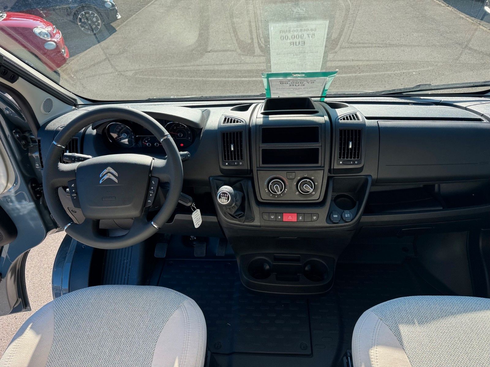 Fahrzeugabbildung Carado CVE 540 CITROEN 35 L2H2 165PS