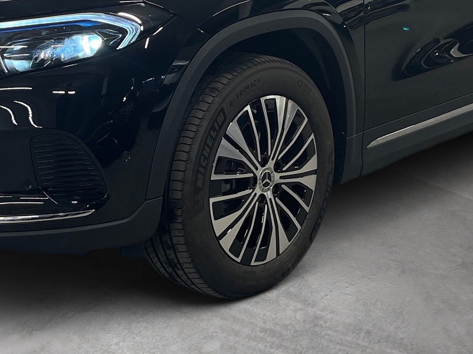 Fahrzeugabbildung Mercedes-Benz EQA 250+ Electric Art*360°*Distronic*Totwink*LED