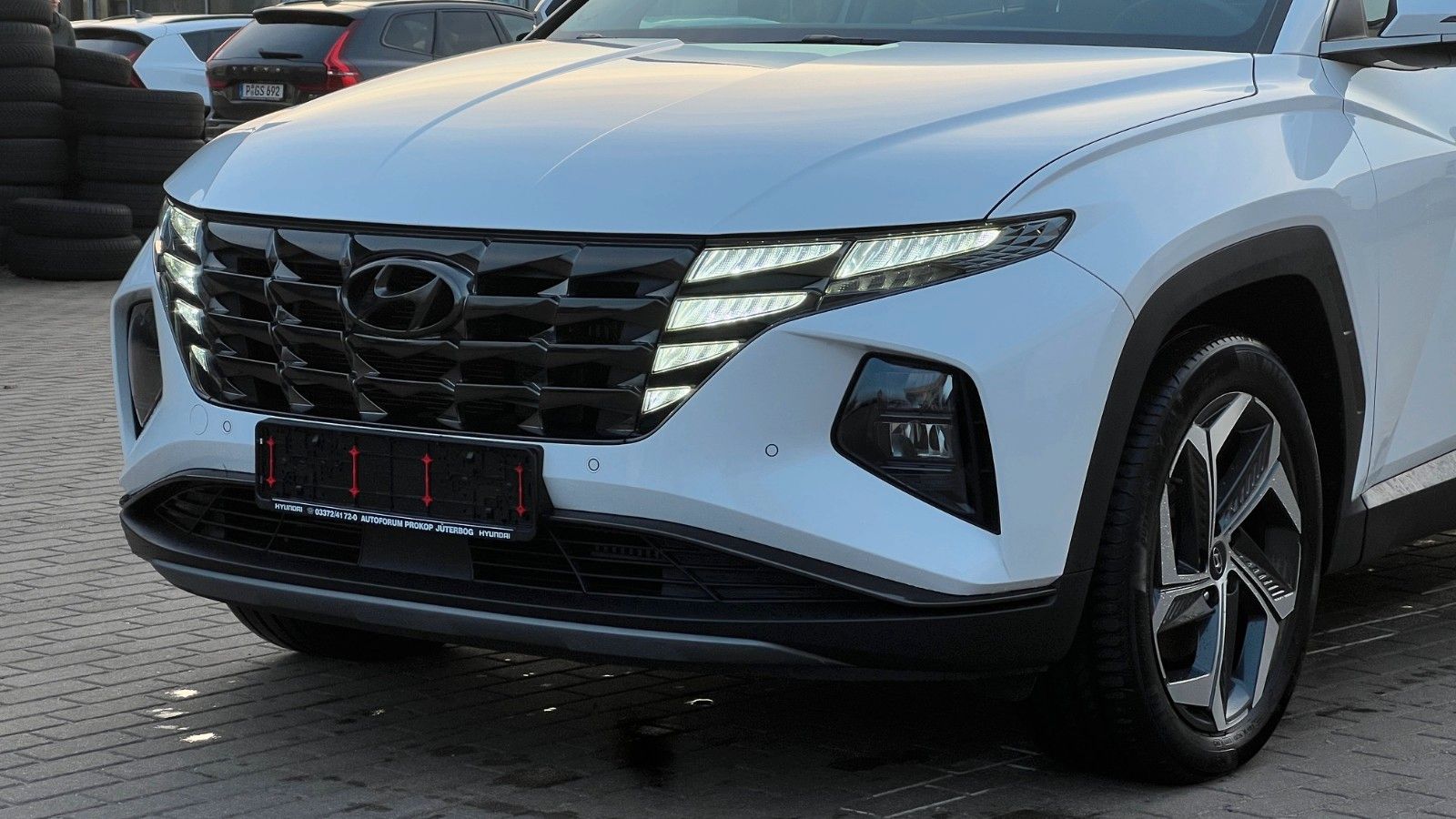Fahrzeugabbildung Hyundai TUCSON 1.6 T-GDI PHEV *Navi*ACC*LED*RFKamera*