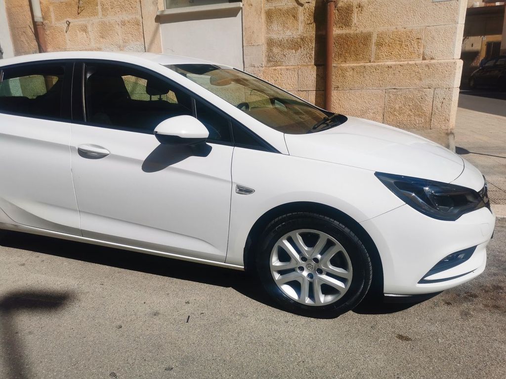 Image of Opel Astra