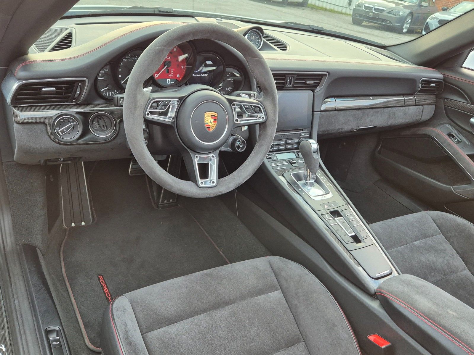 Fahrzeugabbildung Porsche 991 Targa 4 GTS/Approved/Interieur Paket GTS