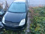 Ford Fiesta 1,4l Ghia Ausstattung - Ford: Ghia Ausstattung