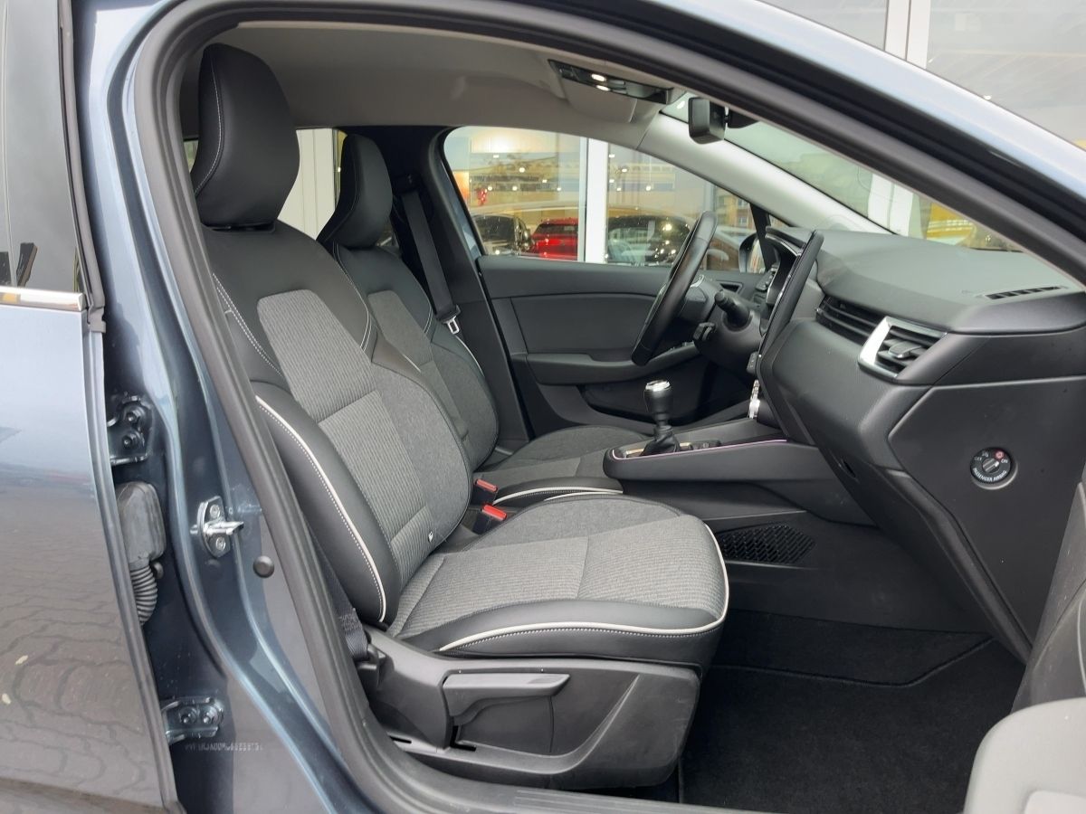 Renault Clio - Bild 11