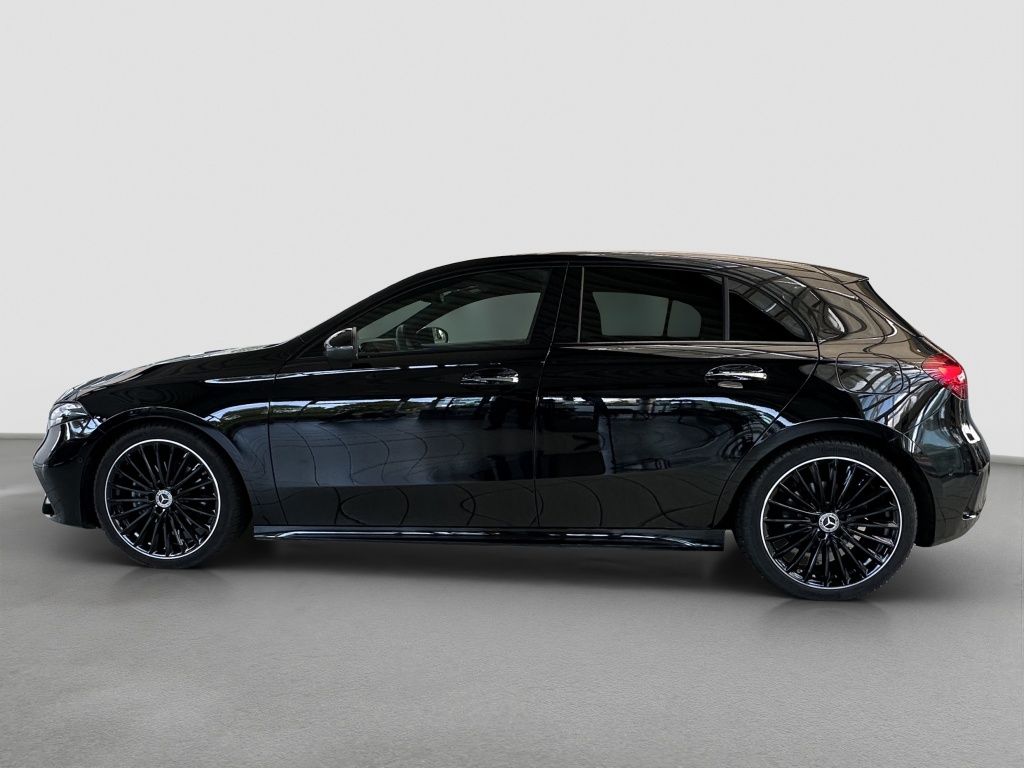 Fahrzeugabbildung Mercedes-Benz A 200 AMG Line AMG*Night*Navi*PDC*ParkAss*RFK
