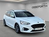 Ford Focus Turnier ST Line 150PS AT AHK+NAVI+ACC+SHZ - gebrauchte Ford Kombis