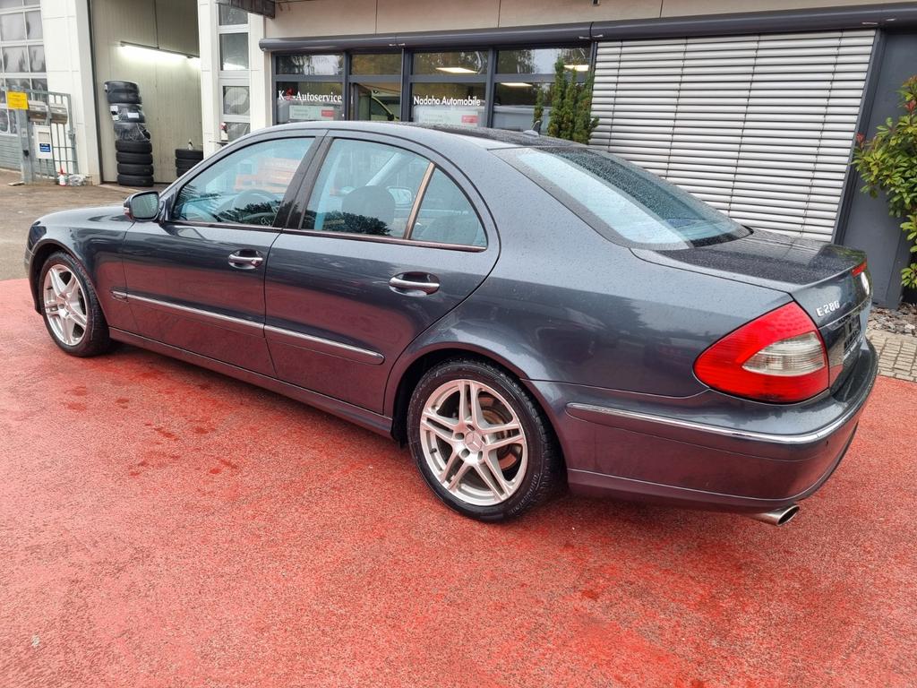 Mercedes-Benz E 280
