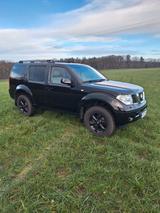 Nissan Pathfinder 2.5 dCi DPF LE Automatik LE - Nissan Pathfinder: Le