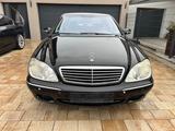 Mercedes-Benz S 320 - - Mercedes-Benz S 320 aus 2000