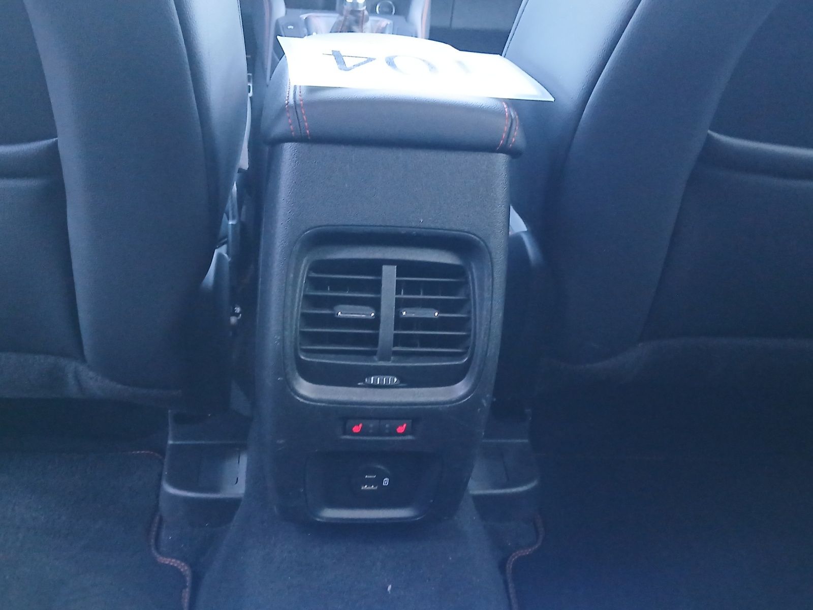 Fahrzeugabbildung Ford Kuga 2.0 EcoBlue Hybrid ST-Line X LED AHK Navi H