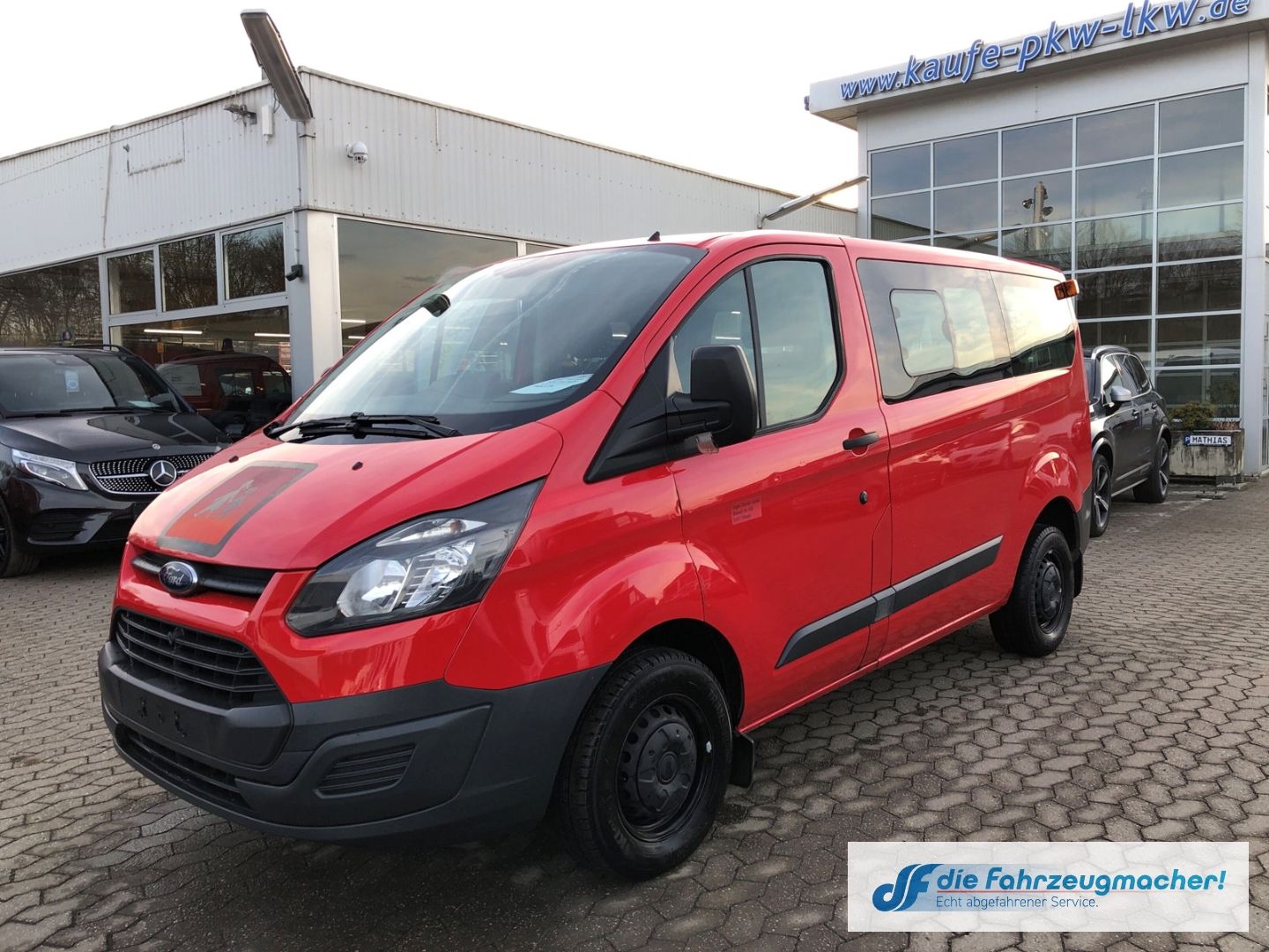 Fahrzeugabbildung Ford Transit Custom Kombi 300 L1 2.2 TDCi*8435