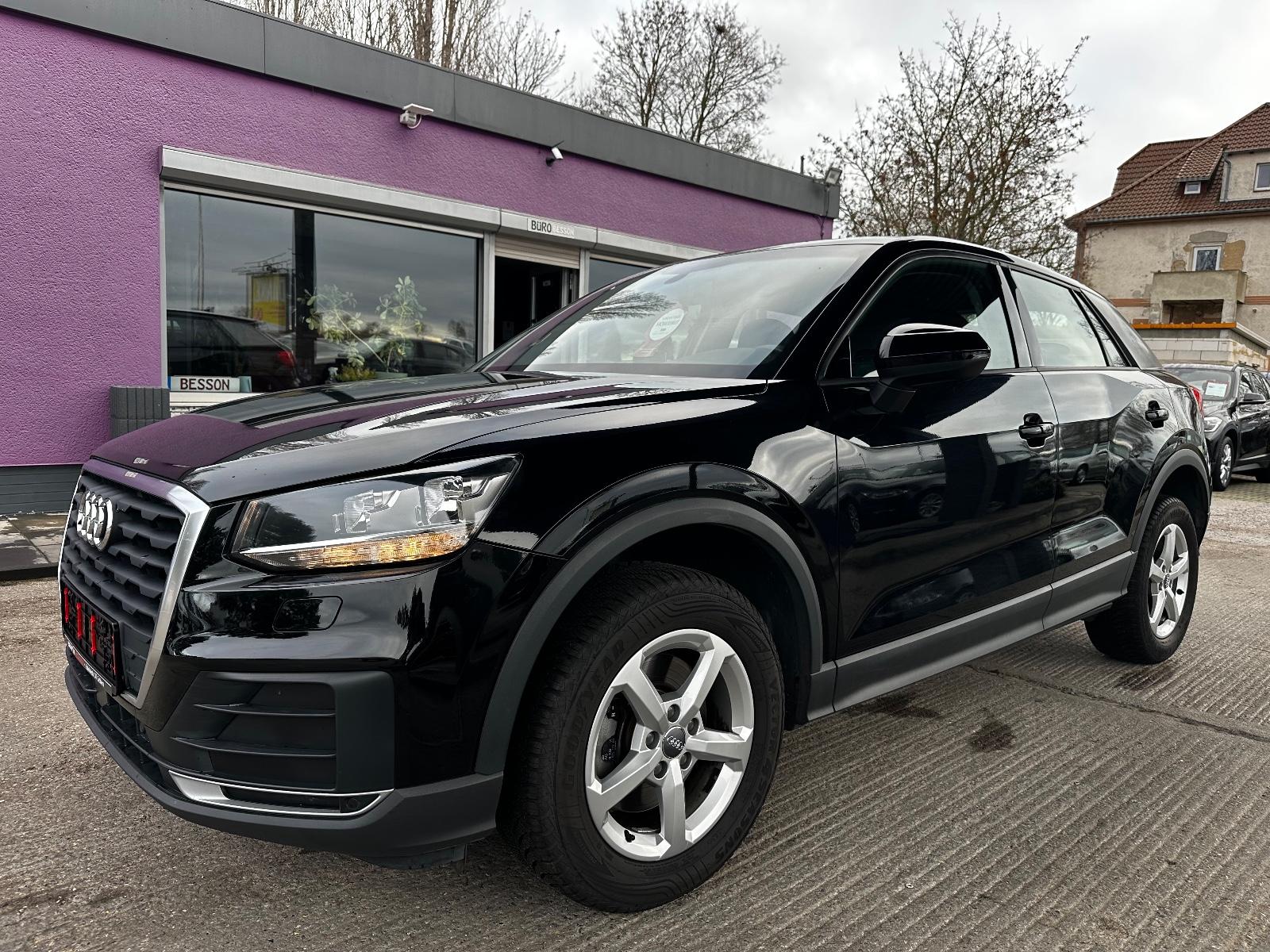 Audi Q2 basis ultra "Navi"HU/AU+Service Neu"