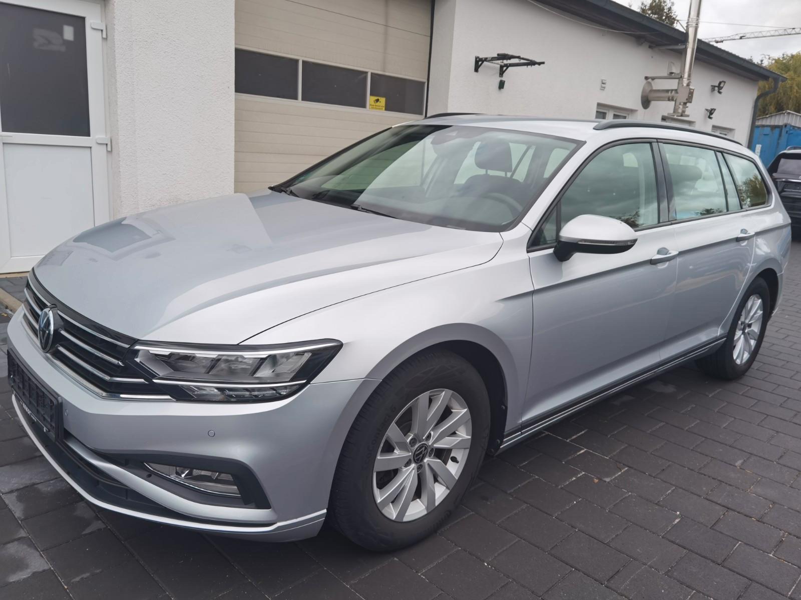 Volkswagen Passat Variant Conceptline 1.5 Benzin