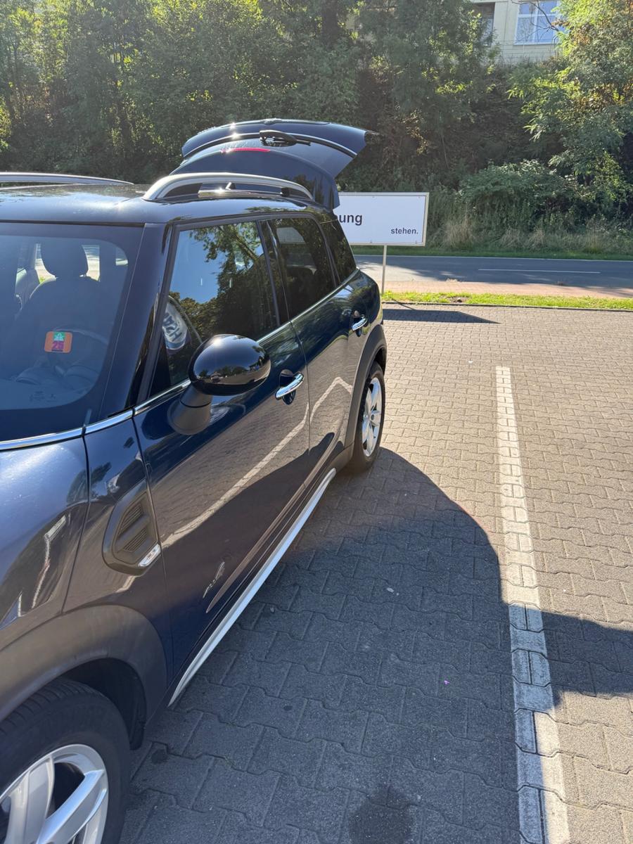 MINI Countryman Cooper ALL4 Automatik | TÜV 05/2028