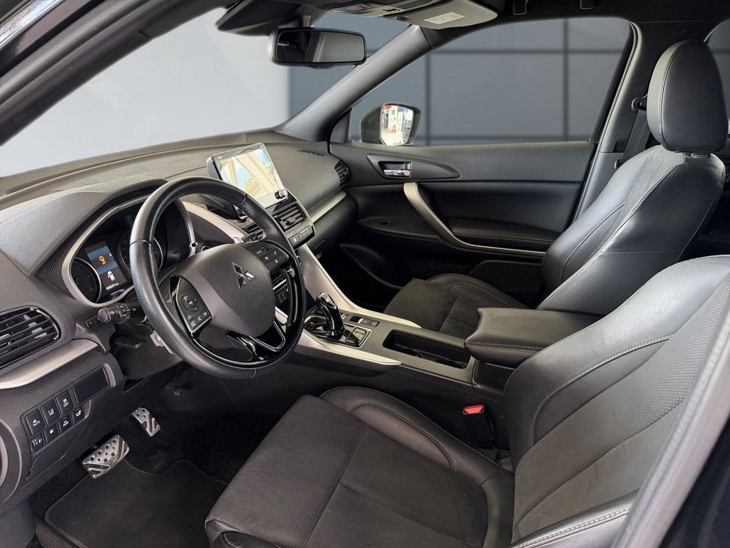 Eclipse Cross 2.4 Plus Select Black Hybrid 4WD *