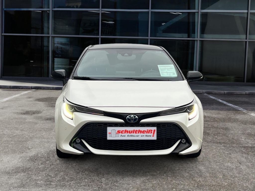 Fahrzeugabbildung Toyota Corolla 2.0 Hybrid Club