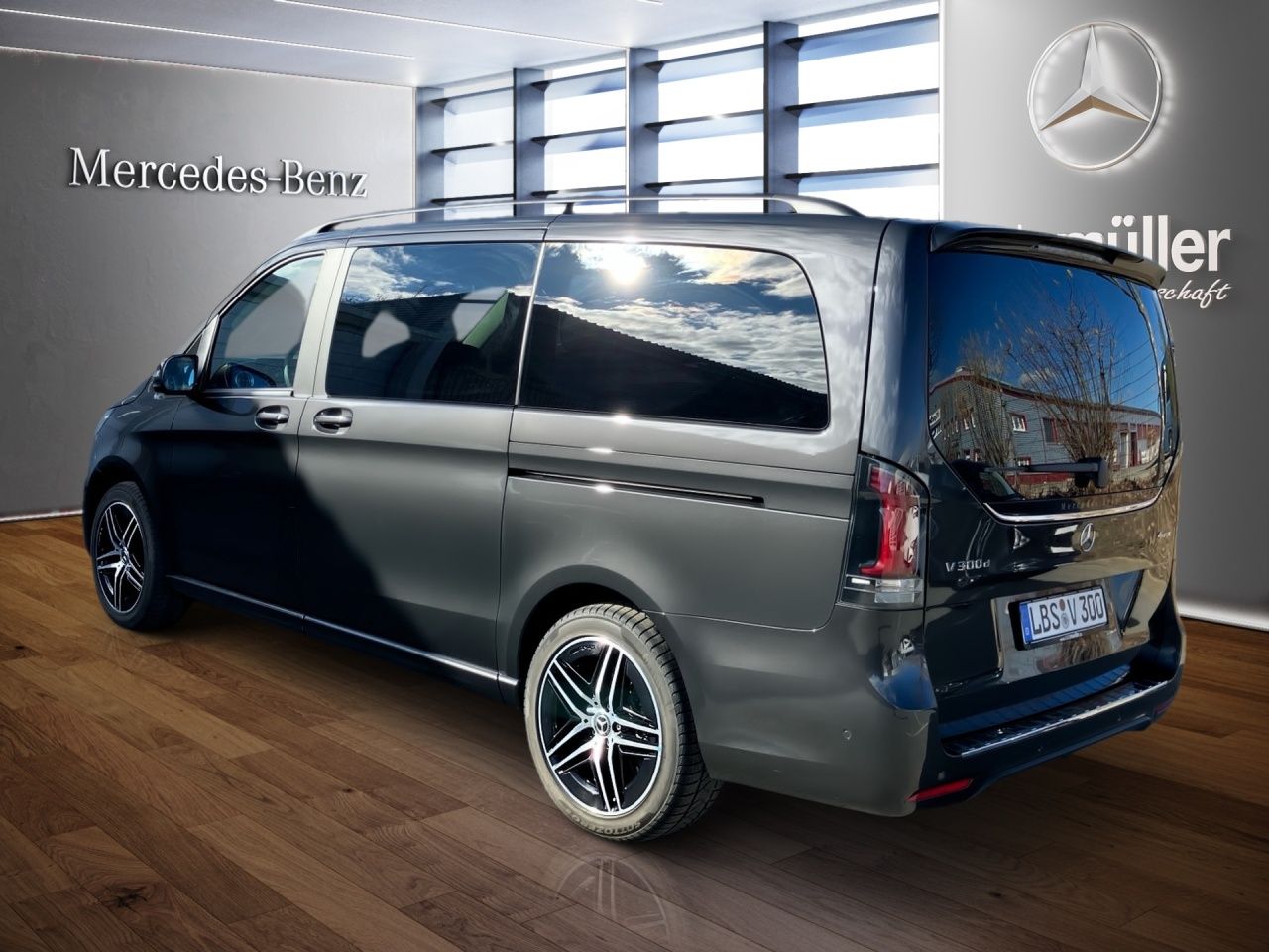 Fahrzeugabbildung Mercedes-Benz V 300 d STY/L 4x4 ALLRAD+AIRMATIC+PANO+AHK+LED