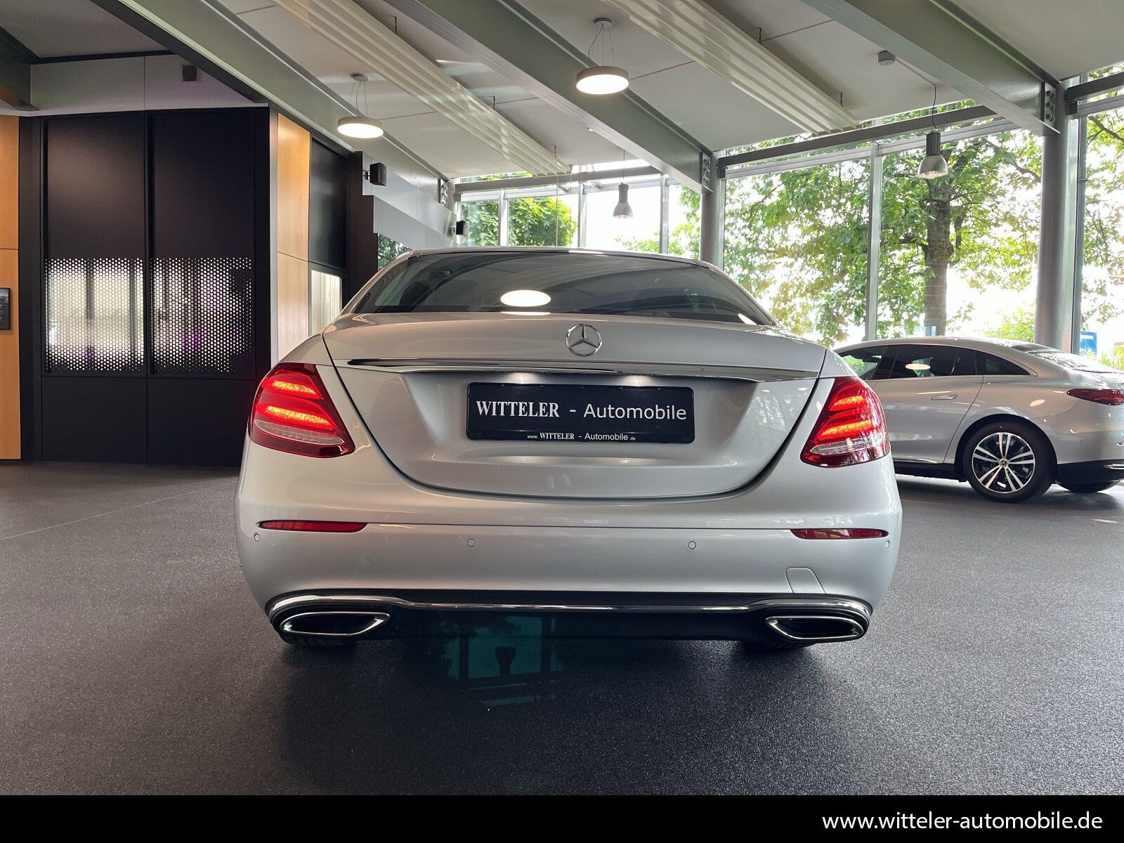 Mercedes-Benz E 220 d EXCLUSIVE LED/AHK/PANO/360°/Navigation foto 11