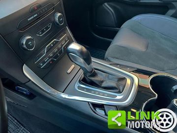 Ford S-Max - 10