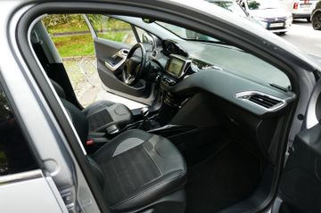 Fahrzeugabbildung Peugeot 2008 Allure