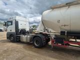 MAN TGX 500 Mit Silo Auflieger Spitzer - Auflieger