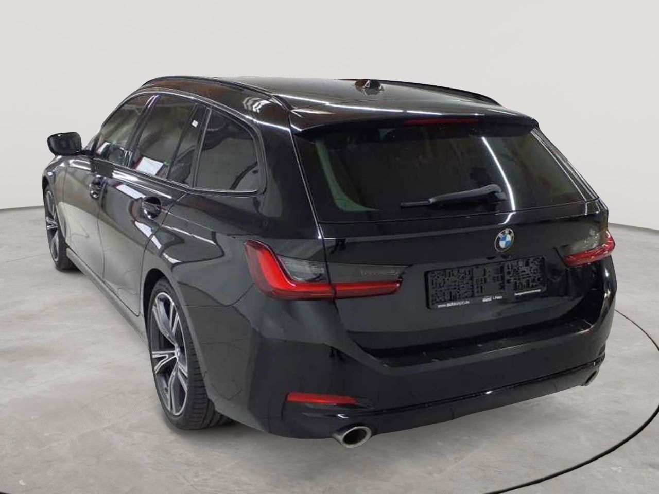 BMW 320i Touring Aut. Navi Leder SHZ LED  foto 2