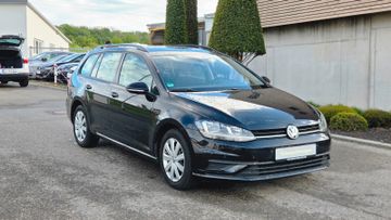 Volkswagen Golf - 3